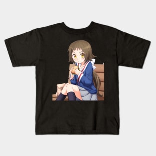 Mashiro eating a Borg Kids T-Shirt